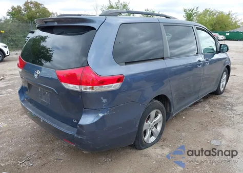 2014 Toyota Sienna Le V6 8 Passenger из США, поврежденный, VIN 5TDKK3DC4ES499771